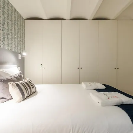 Flh Bairro Alto Elegant Appartamento Lisbona